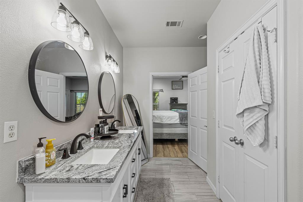370 Greathouse Village Decatur, TX 76234 - Photo 19 of 40 Gallery Image 19