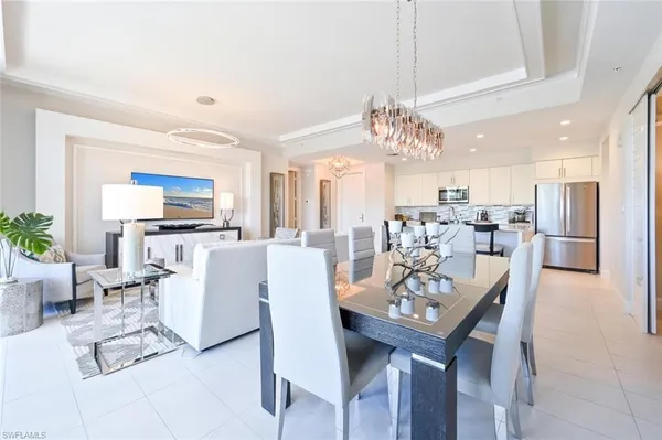 a view of a livingroom with furniture window and outside view