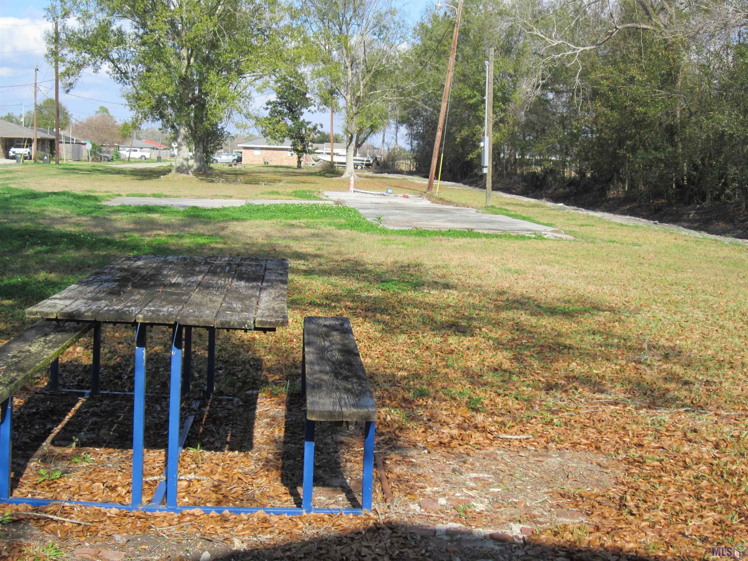 305 Rural Drive Bourg, LA 70343 - Photo 7 of 14