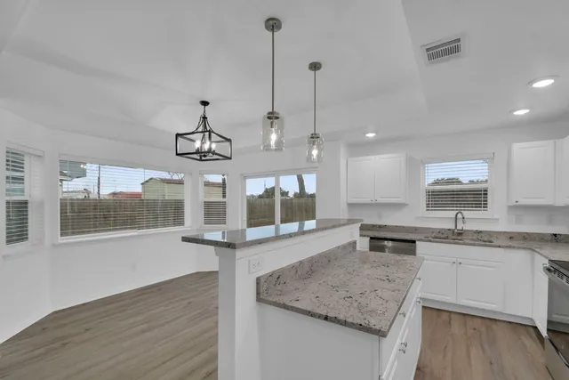 $499,000 | 1008 East Fannin Street, Luling, TX 78648