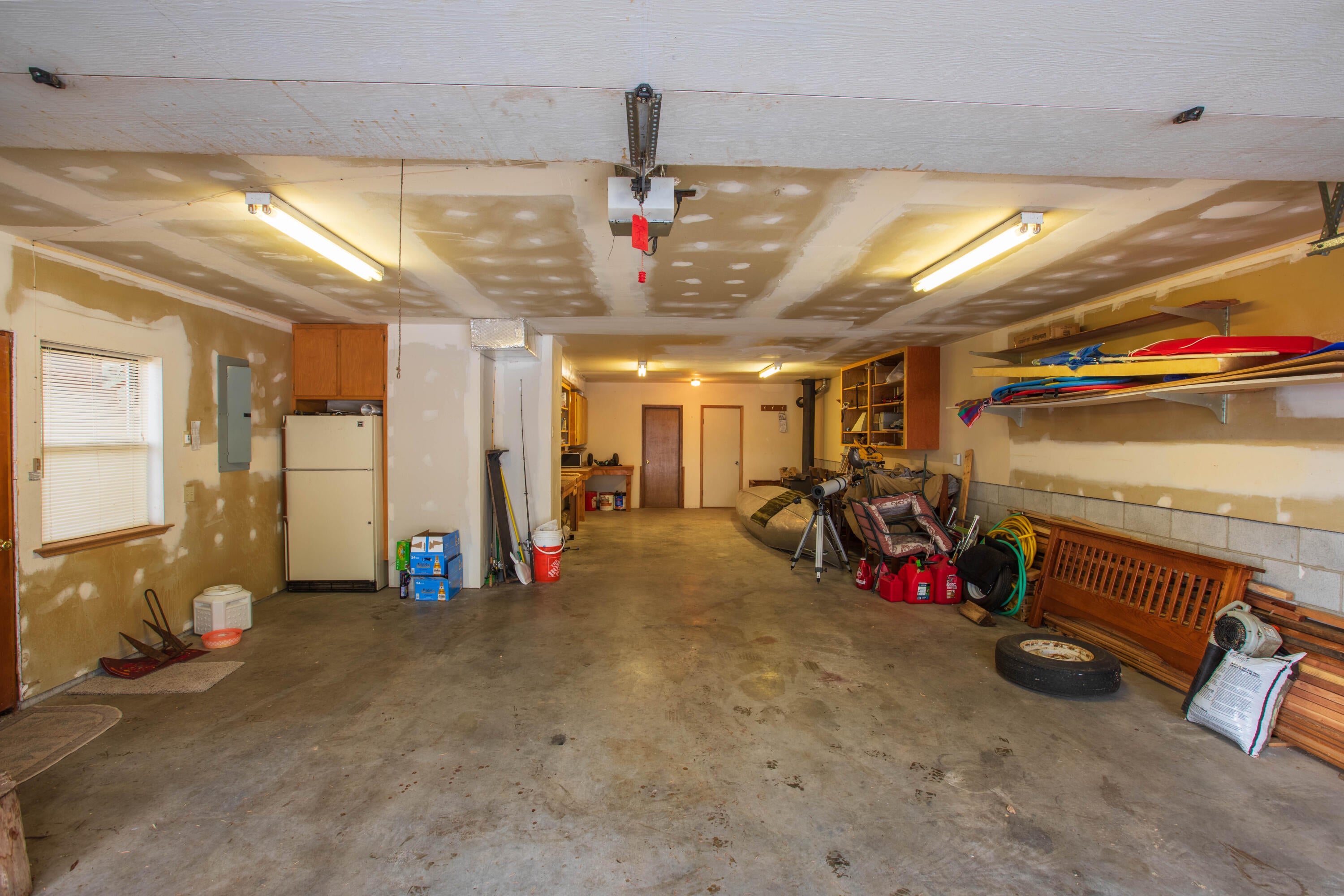27419 Rocky Point Road Klamath Falls, OR 97601 - Photo 25 of 35 22_K4A9869-HDR