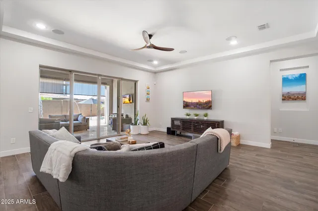 $1,310,500 | 22116 North 31st Street, Phoenix, AZ 85050