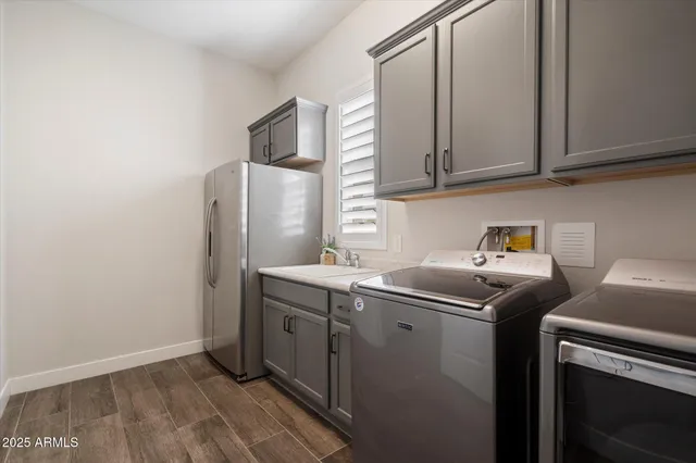 $1,310,500 | 22116 North 31st Street, Phoenix, AZ 85050