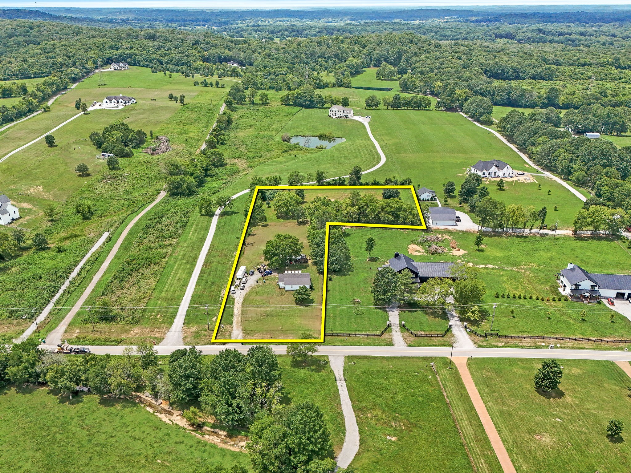 3198 Horn Springs Road Lebanon, TN 37087 - Photo 1 of 41 an aerial view of a football ground