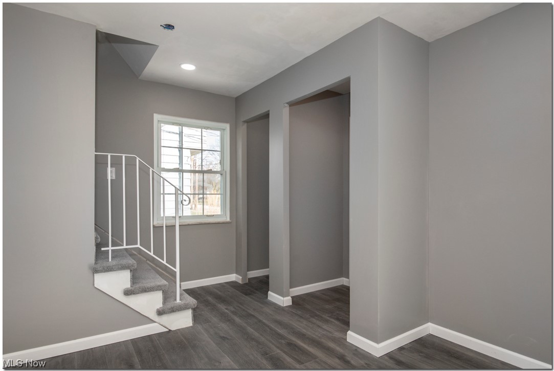 574 Babbitt Road Euclid, OH 44123 - Photo 4 of 26 Gallery Image 4