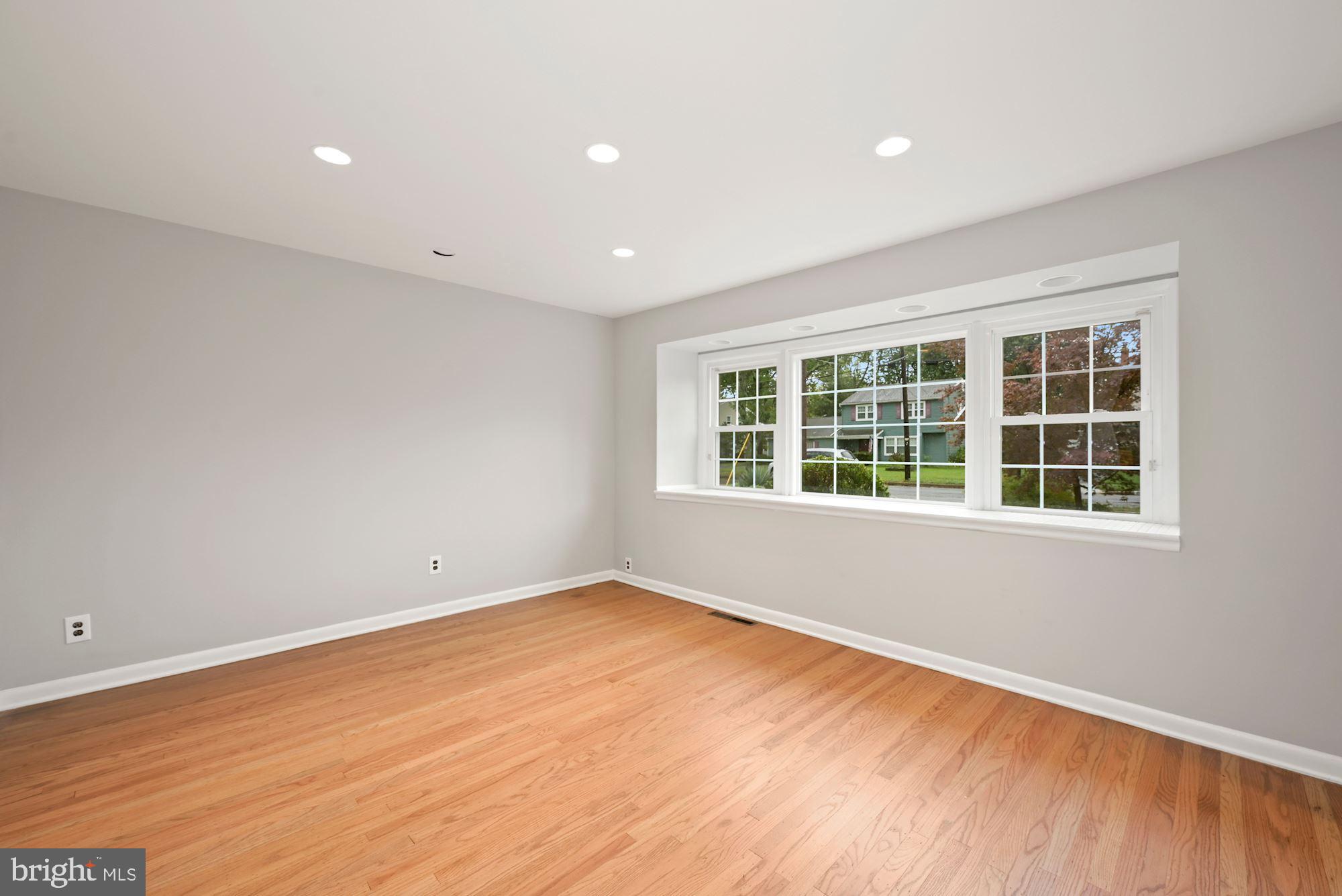 216 Harvest Road Cherry Hill, NJ 08002 - Photo 8 of 33