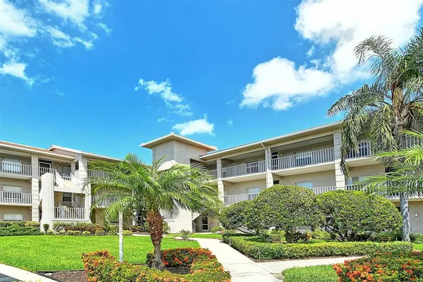 $5,000 | 9610 Club S Circle, Unit 4302, Sarasota, FL 34238