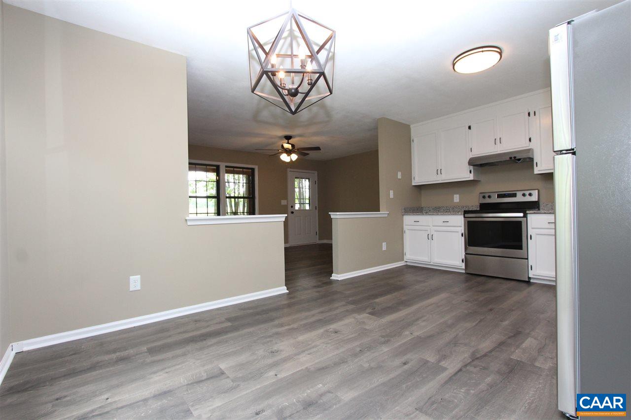 1337 Long Acre Road Palmyra, VA 22963 - Photo 8 of 29 Gallery Image 8
