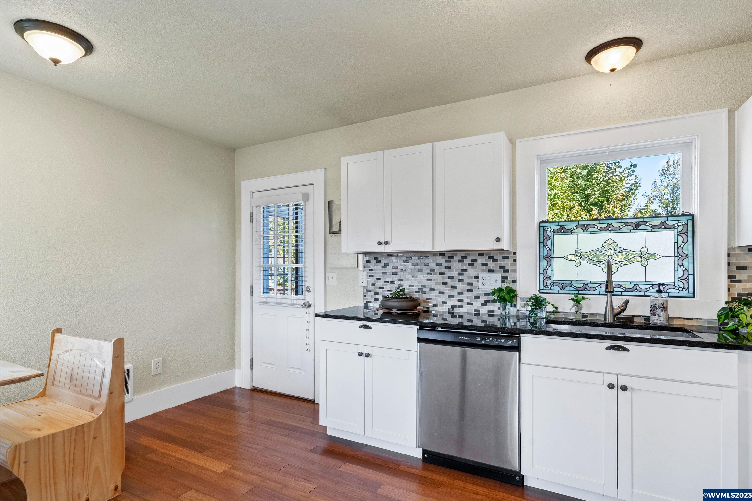 1135 Southwest Calapooia Street Albany, OR 97321 - Photo 15 of 25 Gallery Image 15