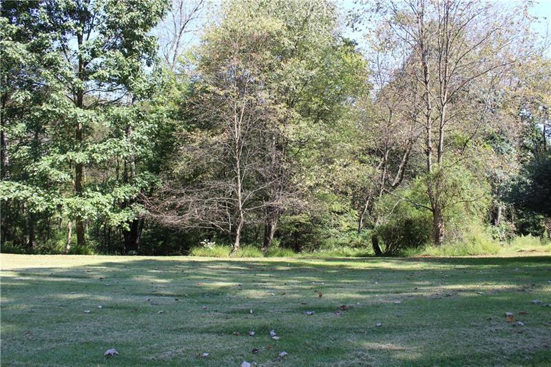 118 West Starz Road Cheswick, PA 15024 - Photo 16 of 18 Rear yard