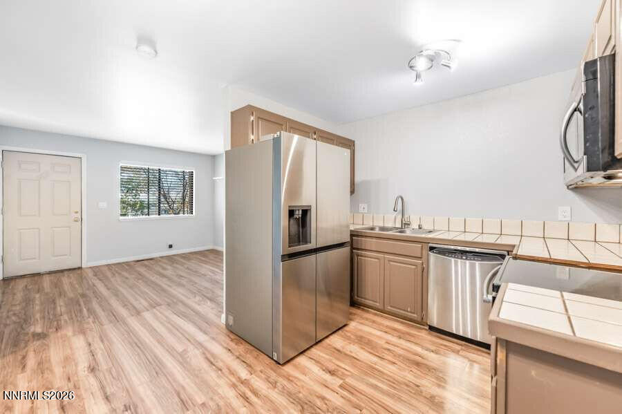 2911 Tierra Verde East Reno, NV 89512 - Photo 9 of 29 Kuzmanich.9