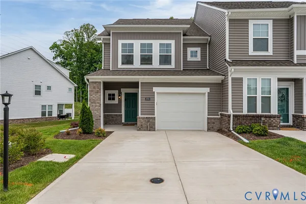 $435,000 | 3700 Irby Pond Drive, Midlothian, VA 23112