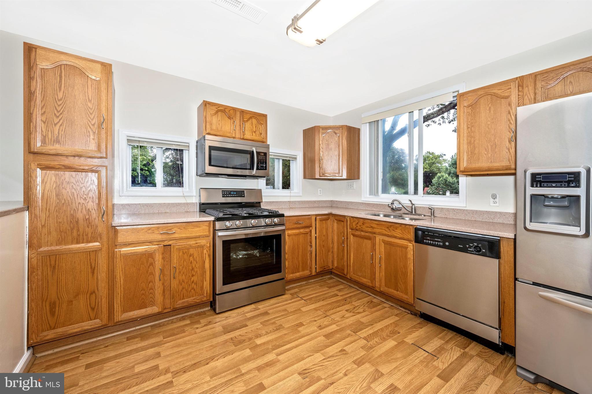 12607 Epping Road Silver Spring, MD 20906 - Photo 14 of 39 Kitchen