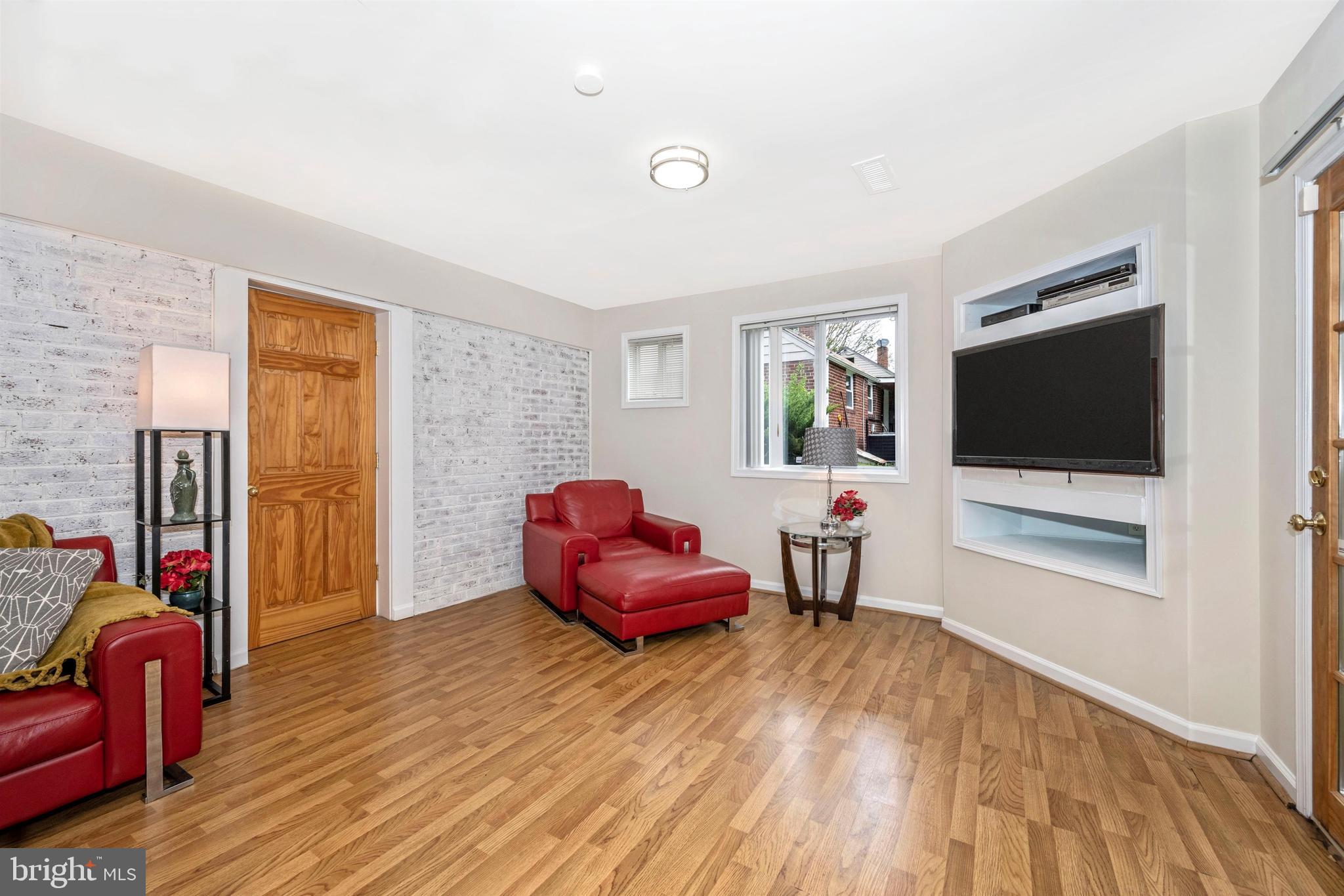 12607 Epping Road Silver Spring, MD 20906 - Photo 22 of 39 Expanded family room