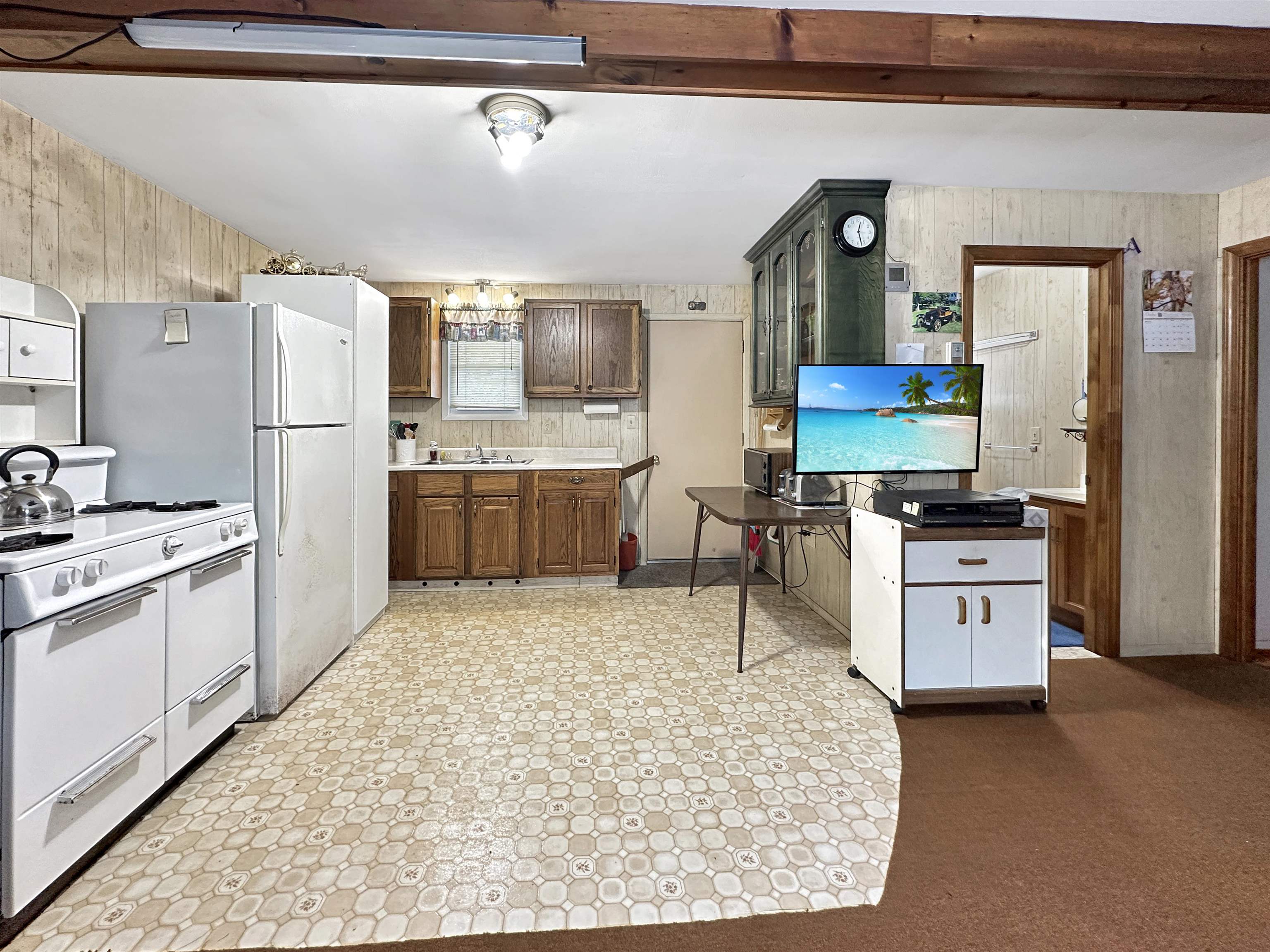 410 Kemp Hill Road Canaan, VT 05903 - Photo 6 of 28