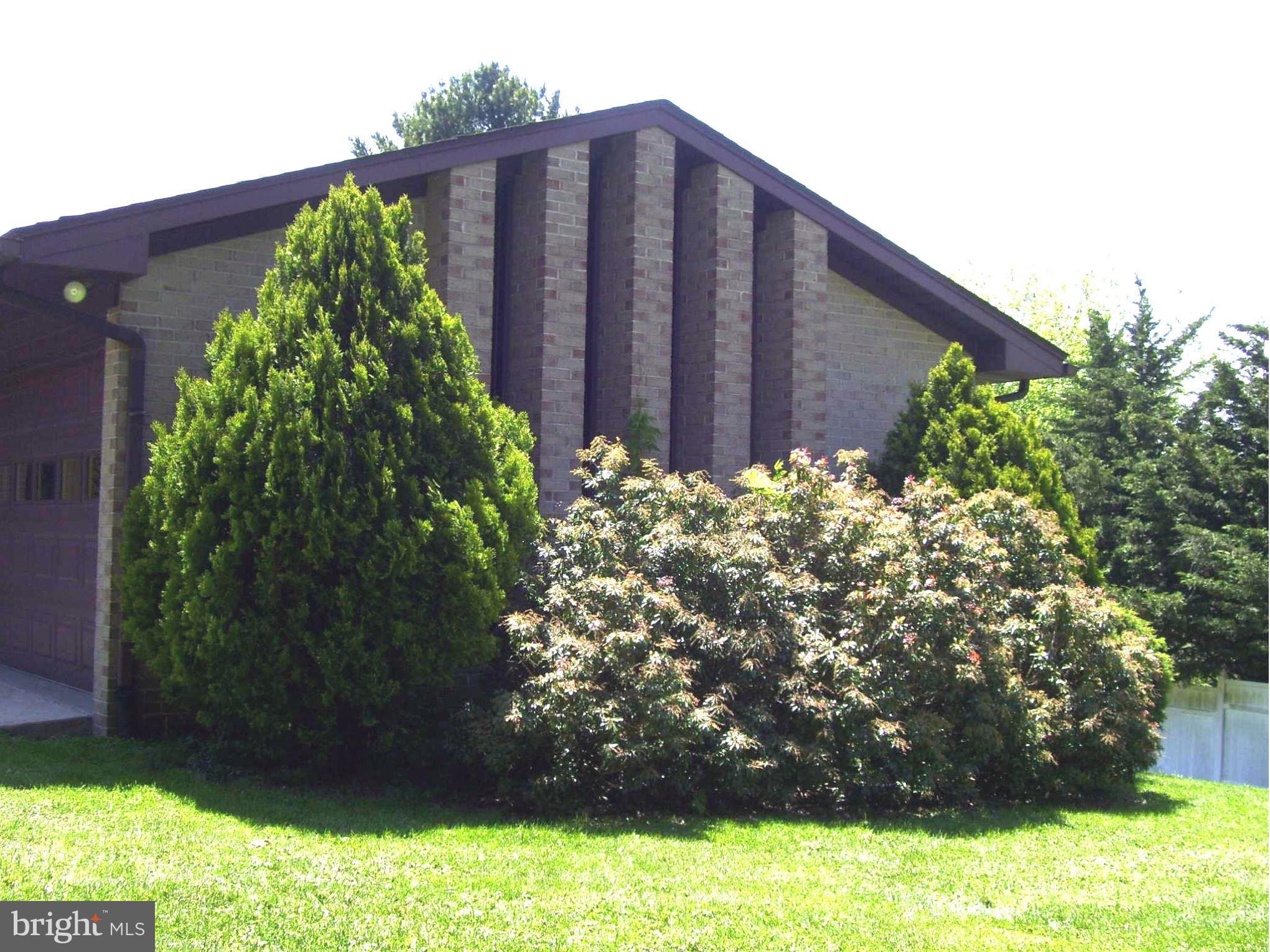 7436 Round Hill Road Frederick, MD 21702 - Photo 14 of 30 Exterior (Front)