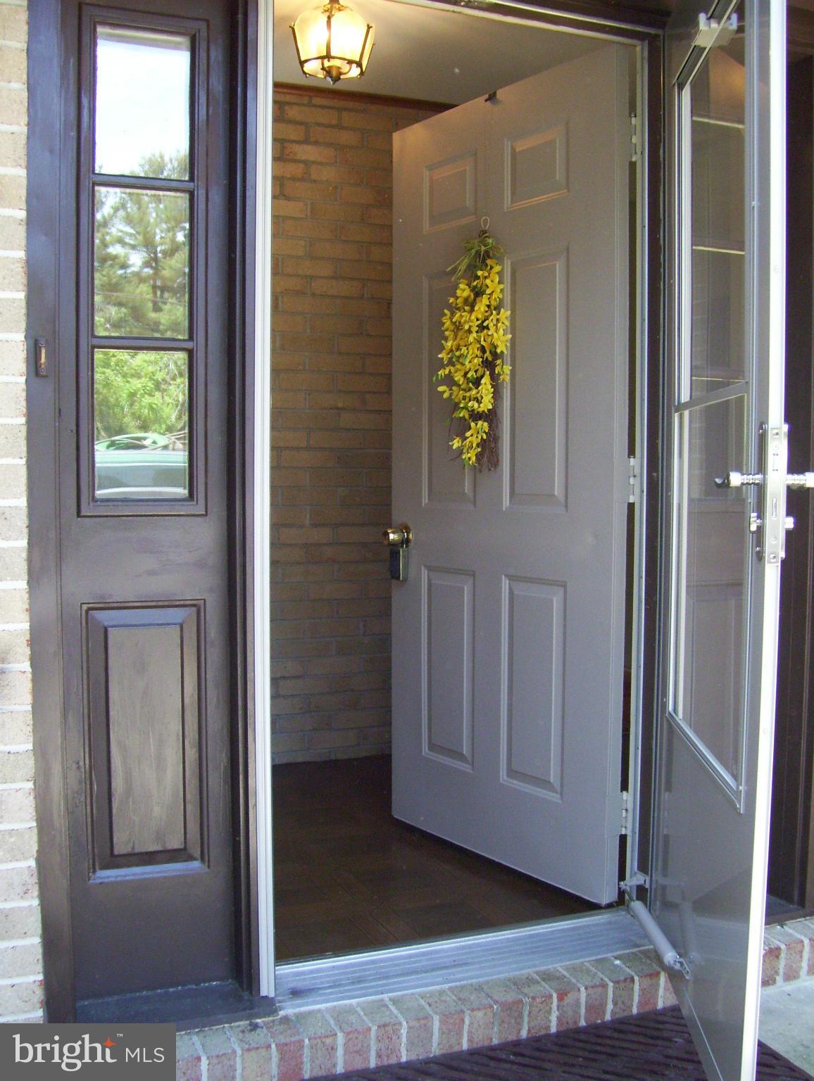 7436 Round Hill Road Frederick, MD 21702 - Photo 3 of 30 Interior (General)