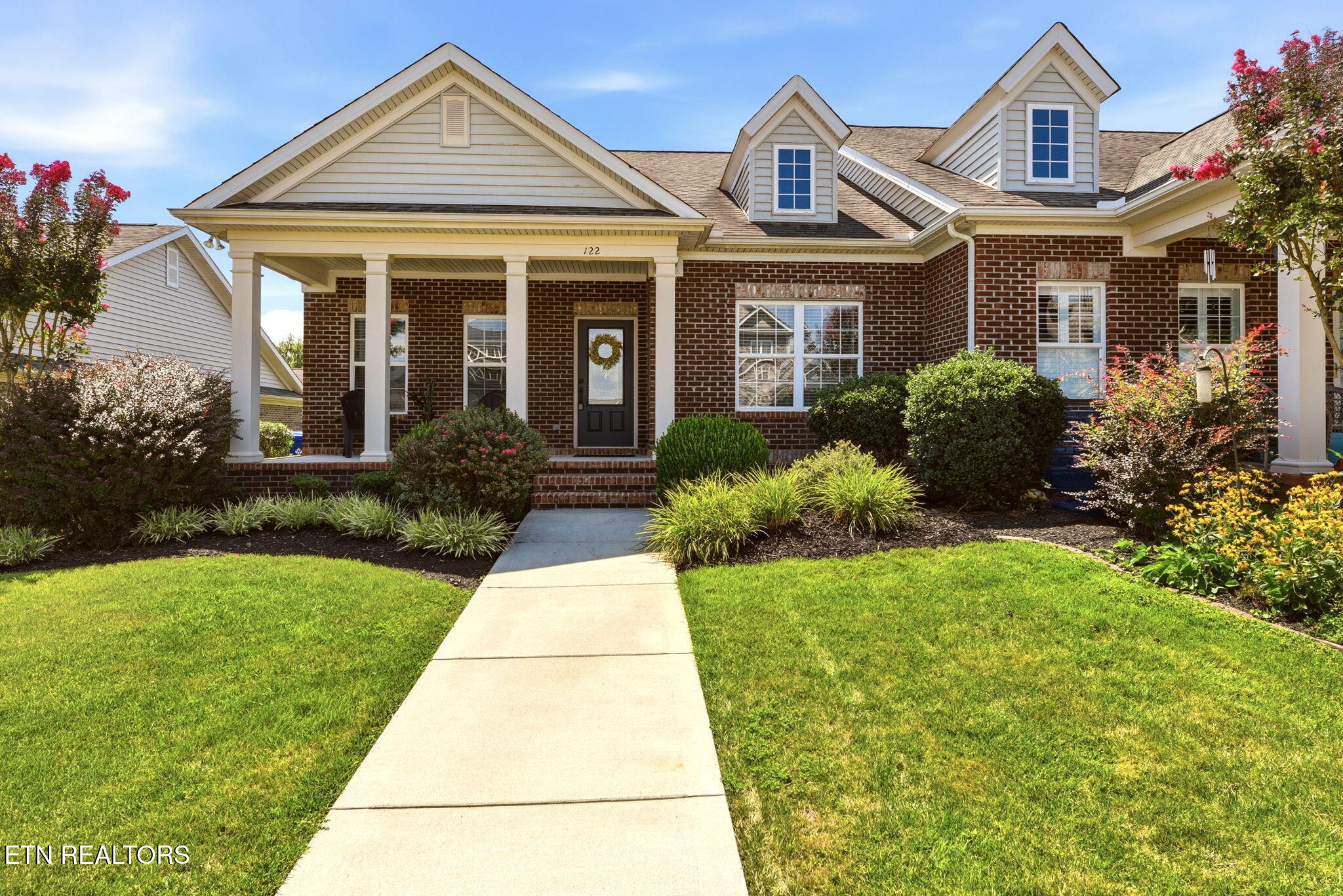 122 Hardinberry Street Oak Ridge, TN 37830 - Photo 1 of 41 1-web-or-mls-Hrdnbrry122 (1) (2)