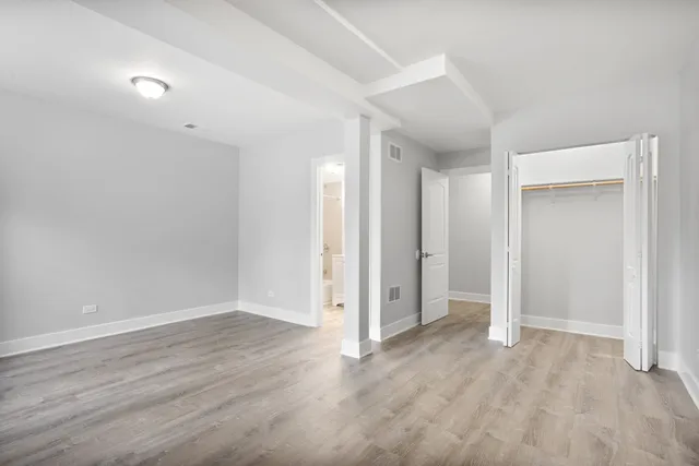 $2,700 | 7326 North Damen Avenue, Unit G, Chicago, IL 60645