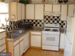 736 Rutland Court Sewell, NJ 08080 - Photo 2 of 5 Gallery Image 2