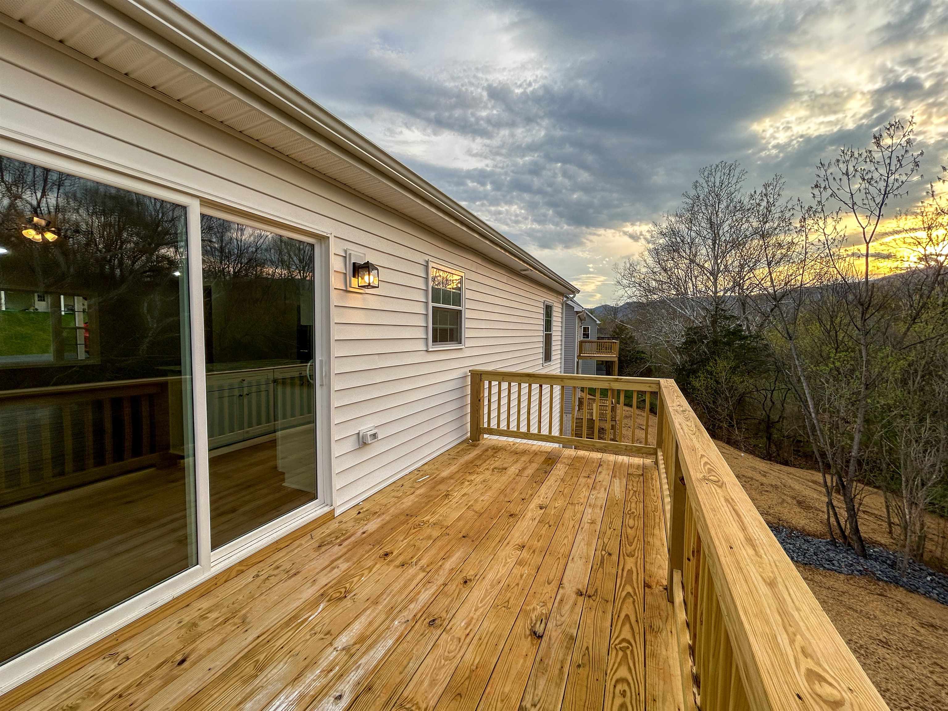 244 Locustdale Loop Shenandoah, VA 22849 - Photo 46 of 74 a view of balcony with staircase