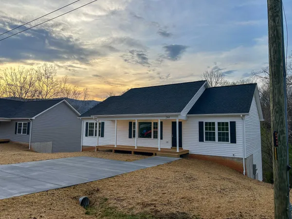 $349,900 | 244 Locustdale Loop, Shenandoah, VA 22849