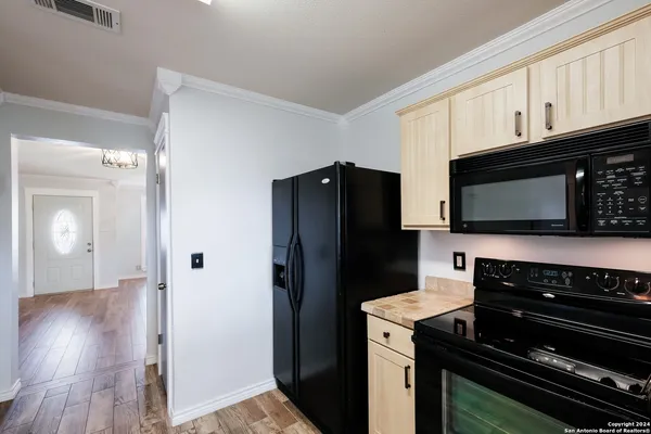 $1,495 | 8010 Santa Catalina, San Antonio, TX 78250