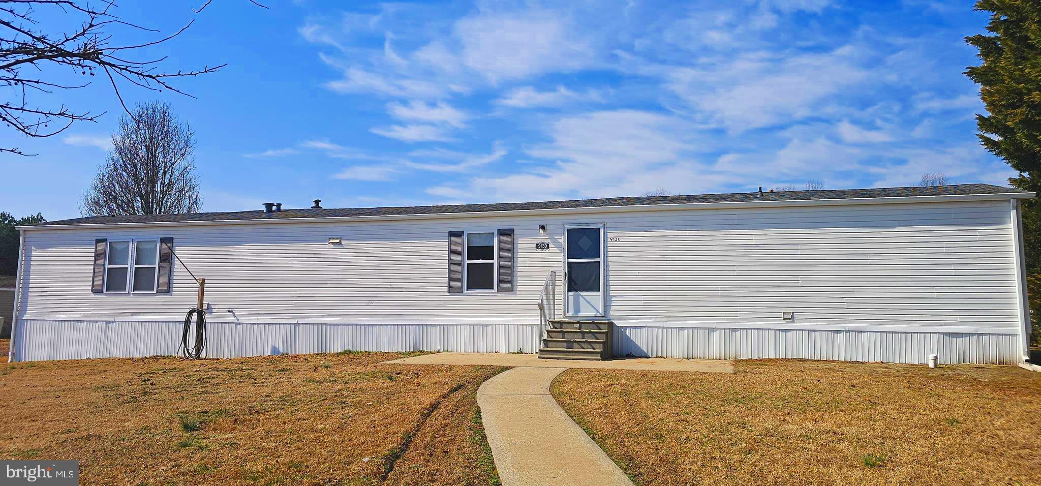 Welcome to 9130 Hummingbird Ct.!