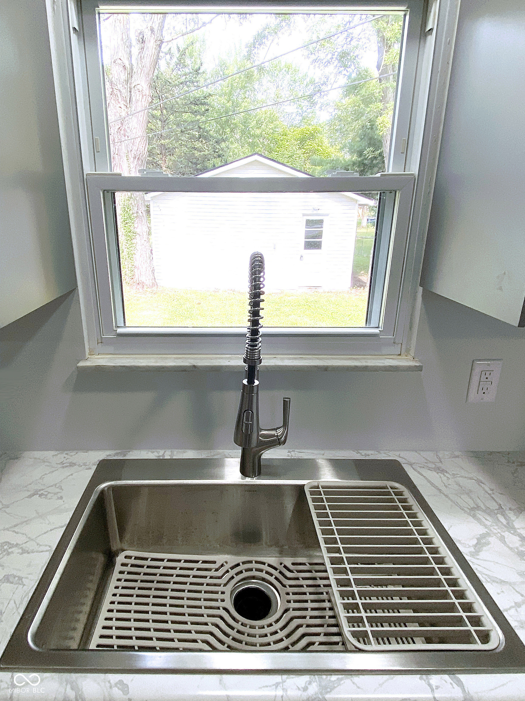 7508 Harcourt Road Indianapolis, IN 46260 - Photo 15 of 44 Gallery Image 15