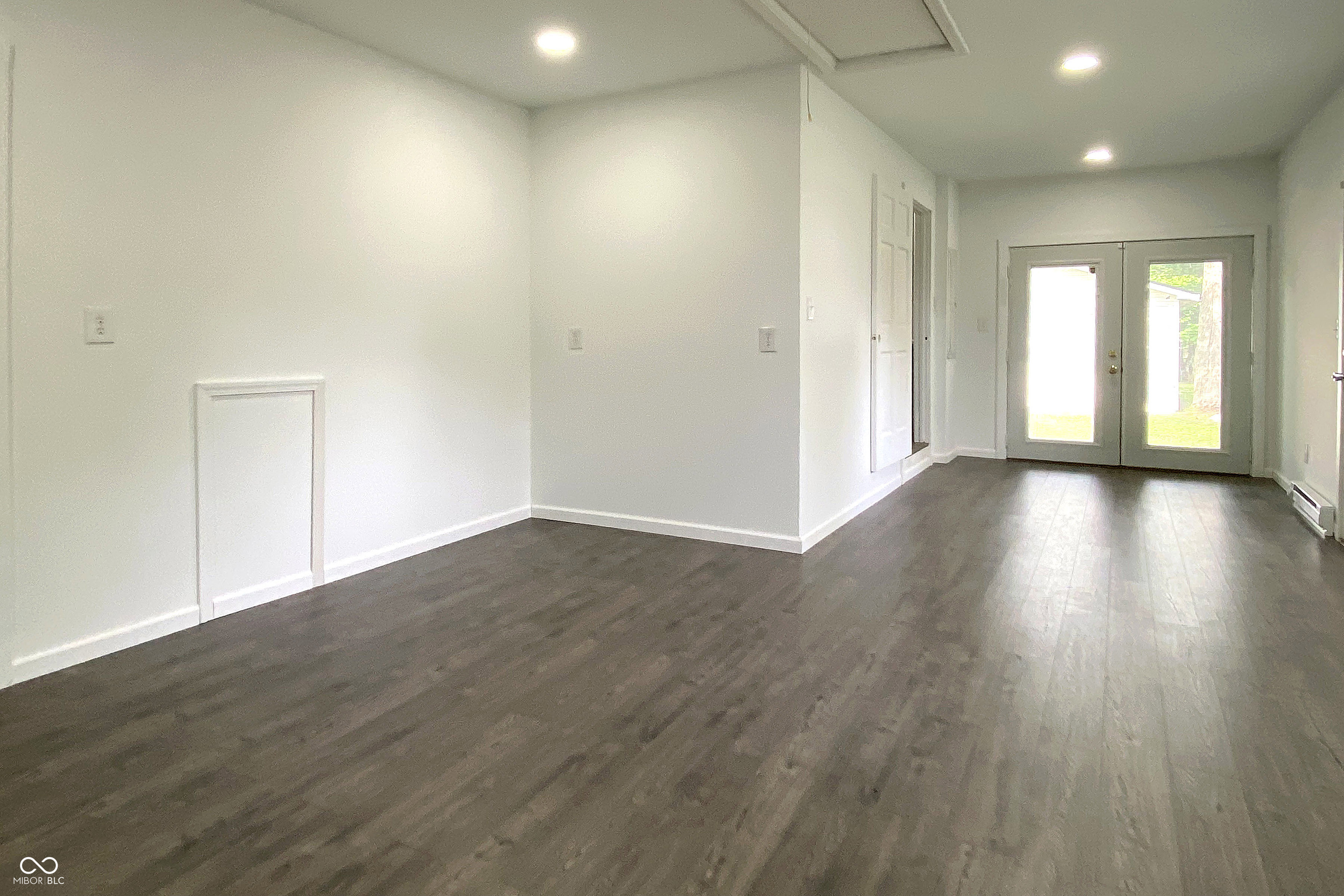 7508 Harcourt Road Indianapolis, IN 46260 - Photo 20 of 44 Gallery Image 20