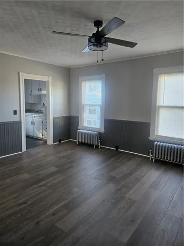 $1,975 | 32 Pierce Street, Unit 2, Westerly, RI 02891