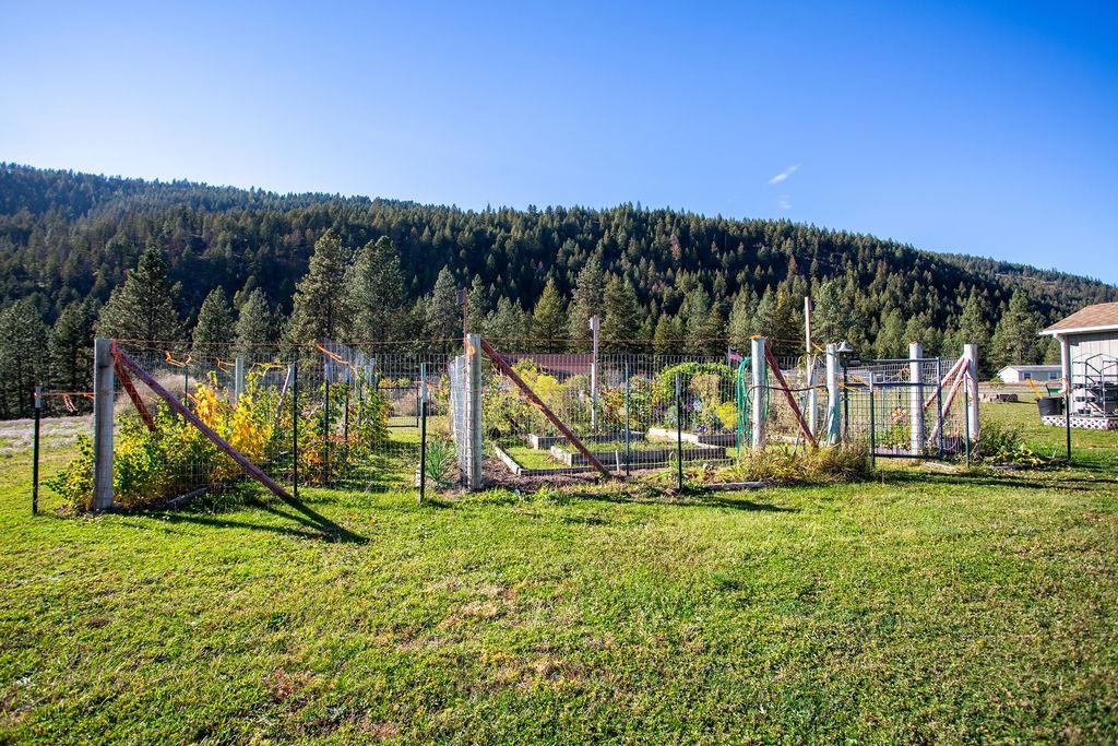 657 H Williams Lake Road Colville, WA 99114 - Photo 31 of 42