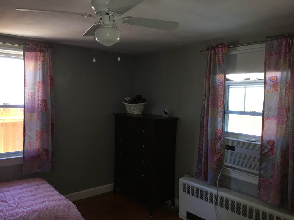 114 Oklahoma Street Springfield, MA 01104 - Photo 9 of 17