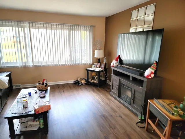 $285,000 | 1328 Hilltop Drive, Lowell, IN 46356