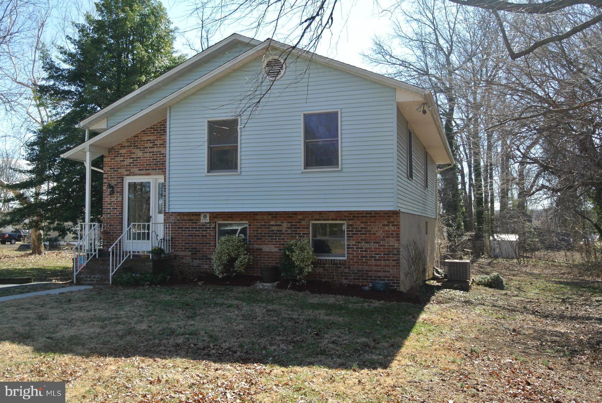849 Seneca Park Road Baltimore, MD 21220 - Photo 2 of 29 Gorgeous 3Bdrm/2Bath Split Foyer w/Partial Brick