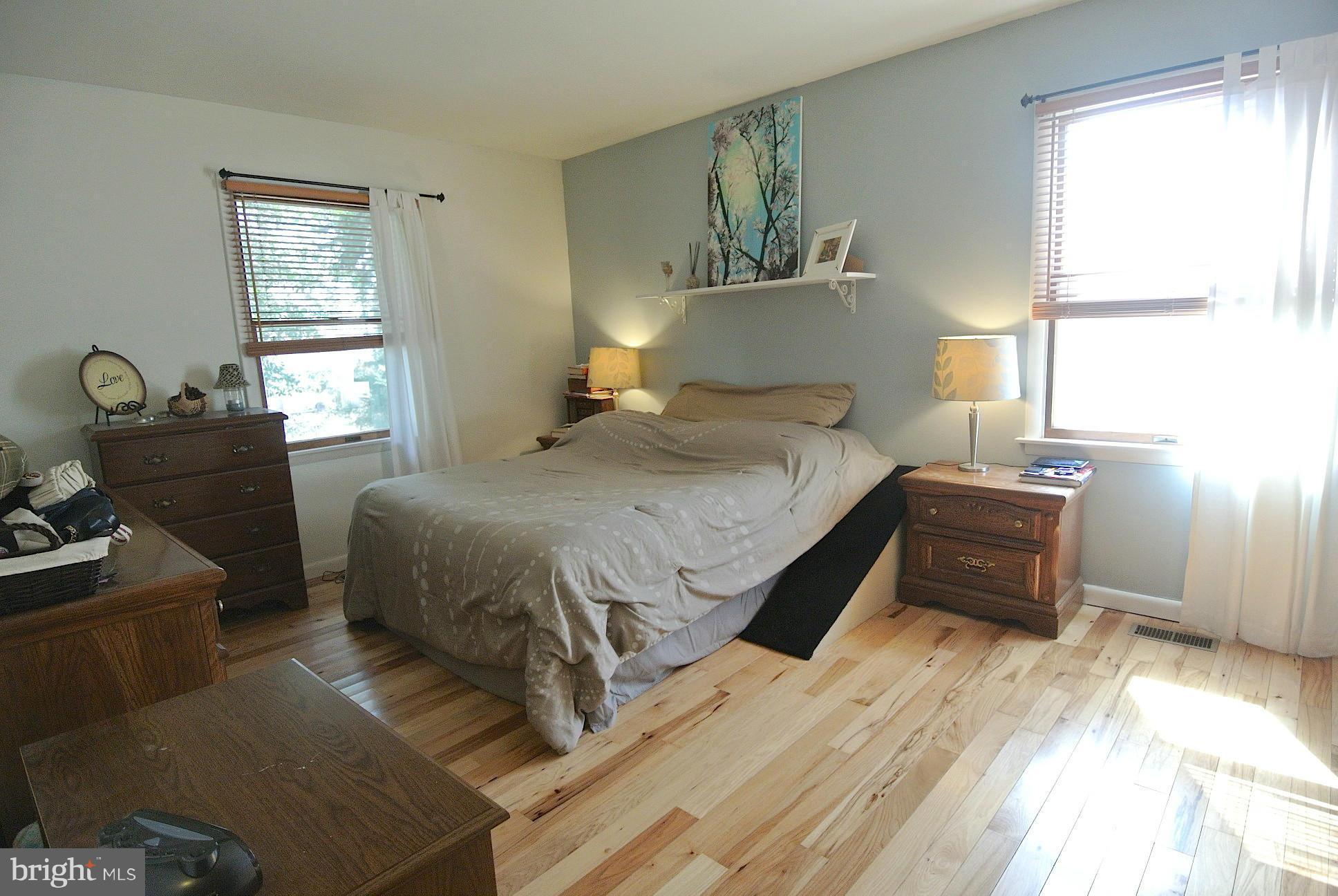 849 Seneca Park Road Baltimore, MD 21220 - Photo 11 of 29 Spacious Mstr Bdrm w/Hickory Hdwd Floors