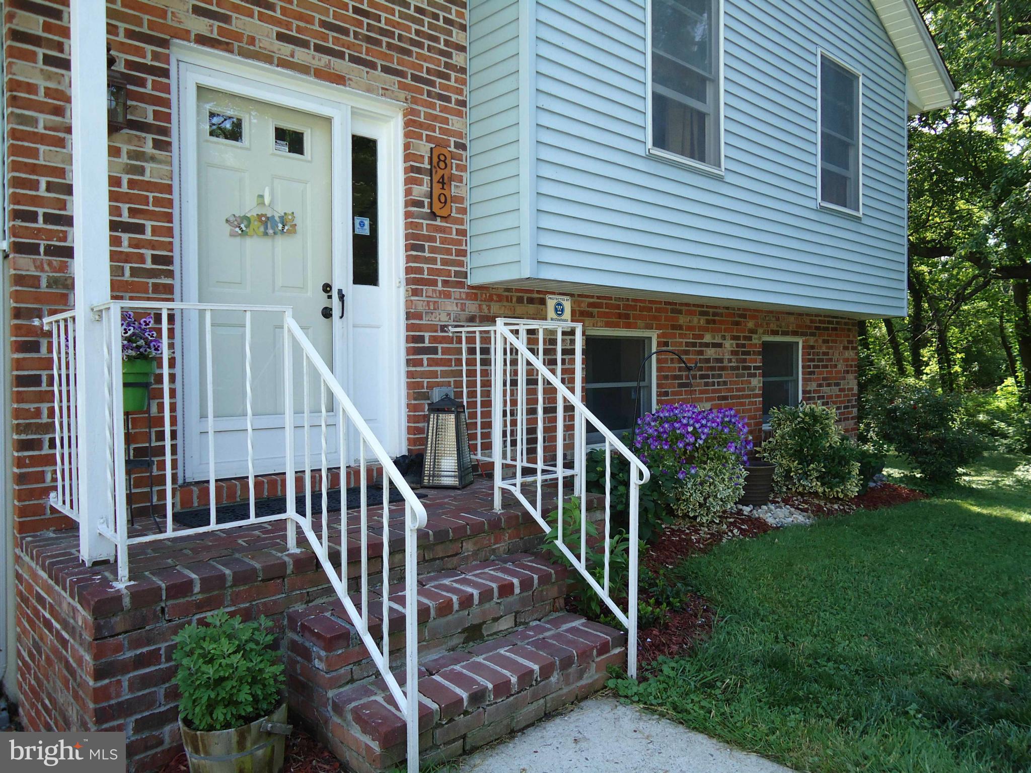 849 Seneca Park Road Baltimore, MD 21220 - Photo 3 of 29 Warm and Inviting Front Porch w/Great Landscaping