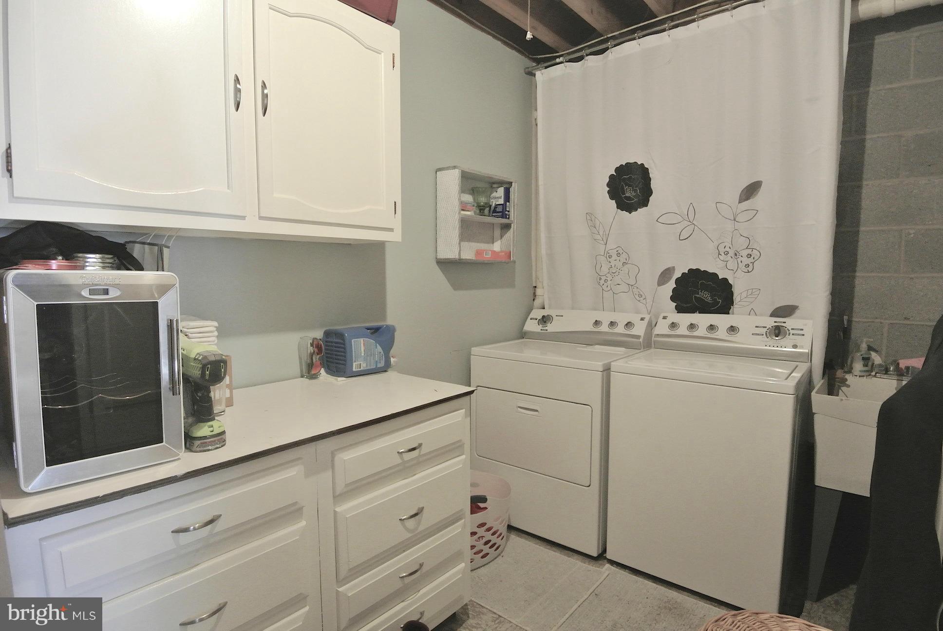 849 Seneca Park Road Baltimore, MD 21220 - Photo 21 of 29 Sep. Laundry Rm w/Abundance of Cabinets, Basin Tub