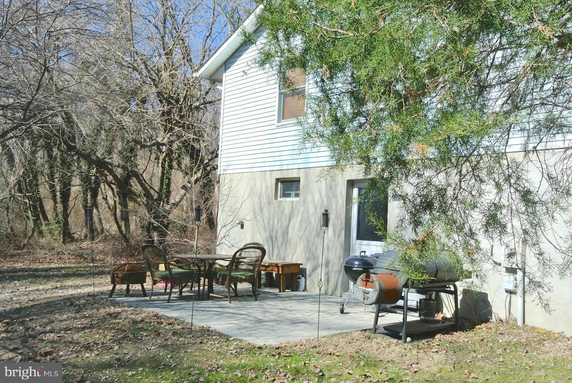 849 Seneca Park Road Baltimore, MD 21220 - Photo 23 of 29 Great Walk-Out to Designer Paver Patio