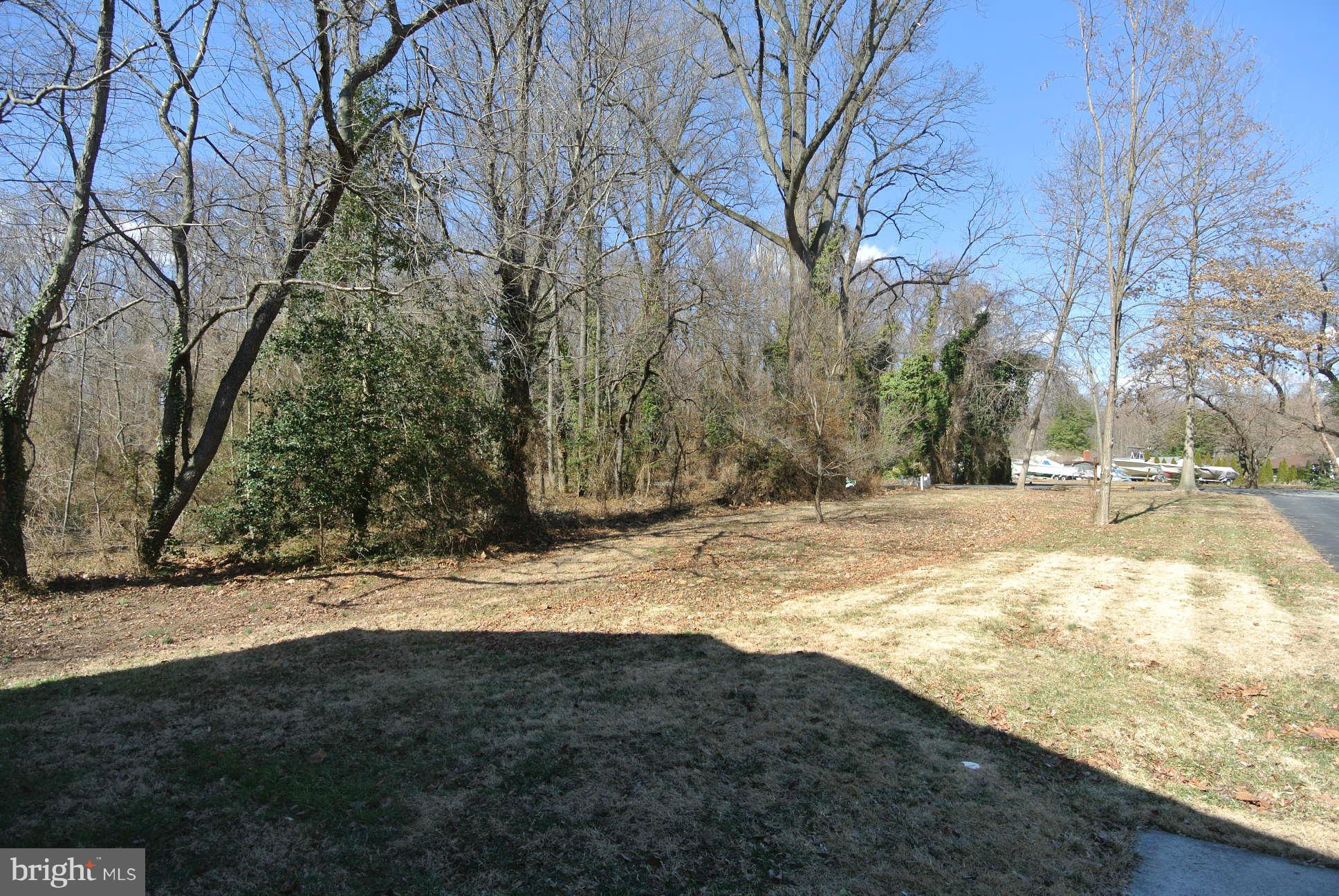 849 Seneca Park Road Baltimore, MD 21220 - Photo 4 of 29 Beautiful Front View, Home Loc. on 0.48 acre lot