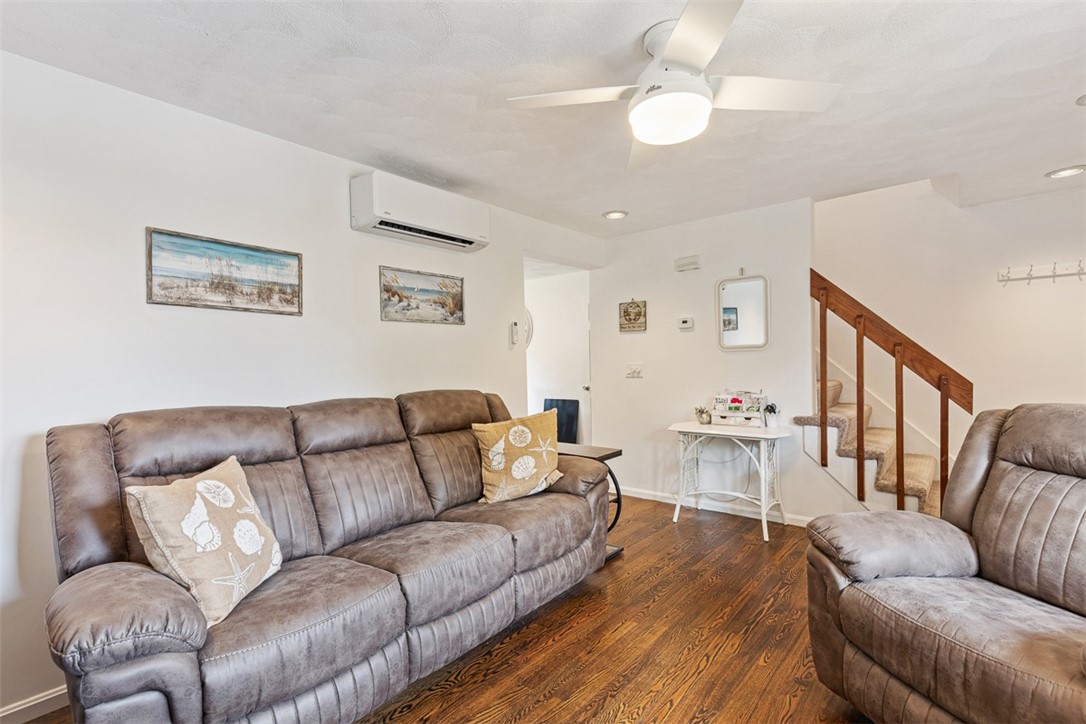 660 Point Judith Road, Unit D2 Narragansett, RI 02882 - Photo 7 of 40