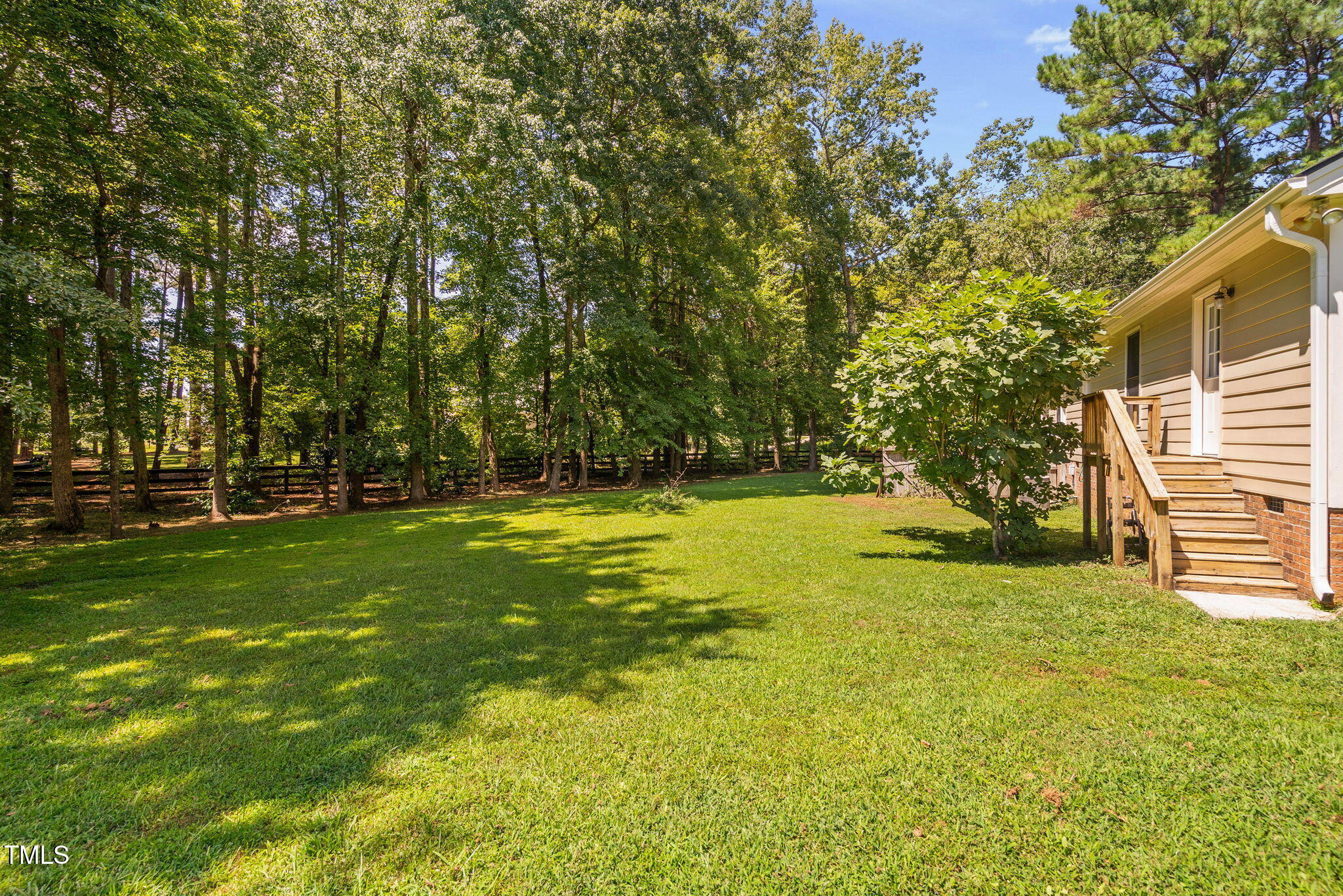 8736 Manns Loop Road Apex, NC 27539 - Photo 36 of 72 33-web-or-mls-8736-manns-loop-rd