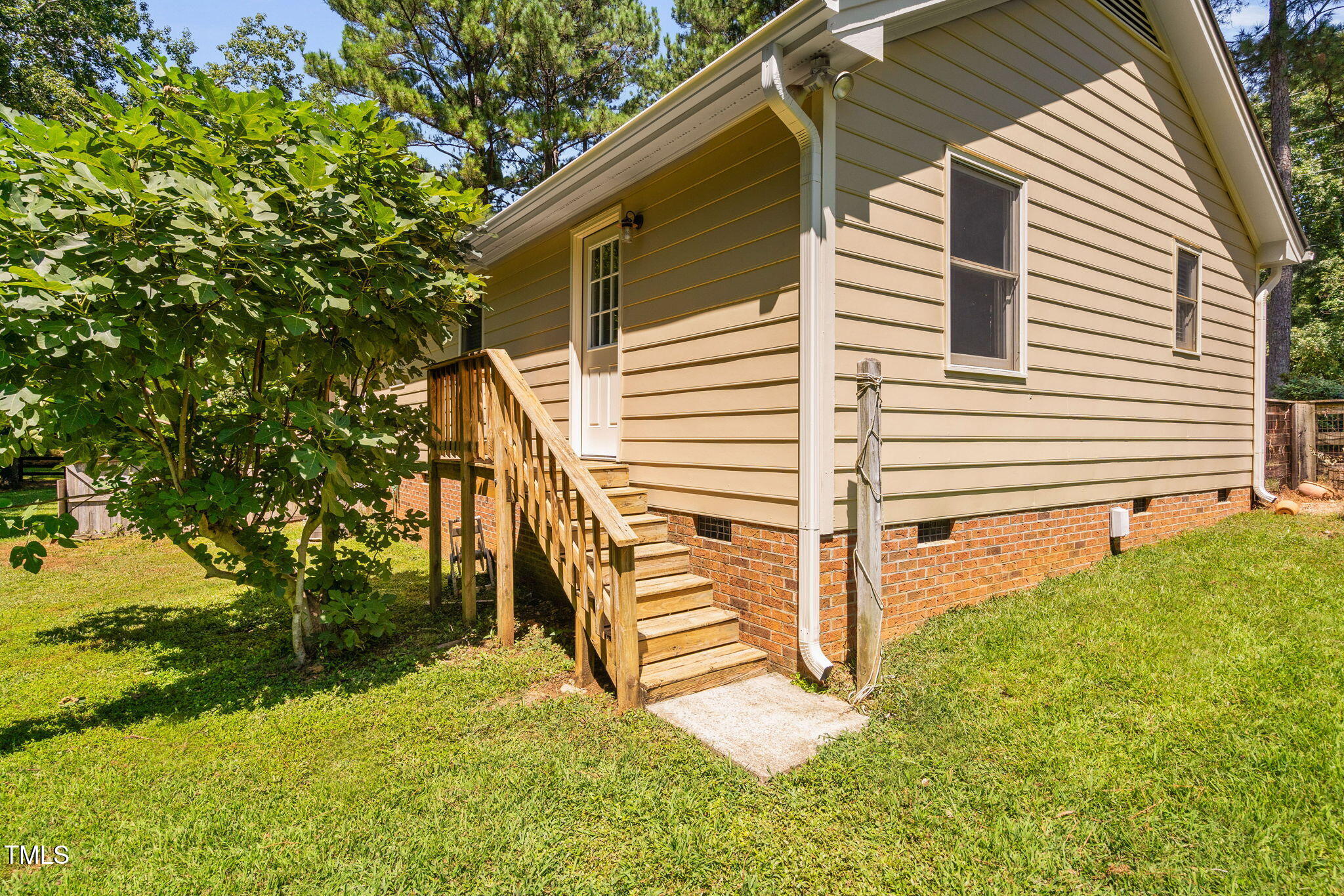 8736 Manns Loop Road Apex, NC 27539 - Photo 49 of 72 42-web-or-mls-8736-manns-loop-rd