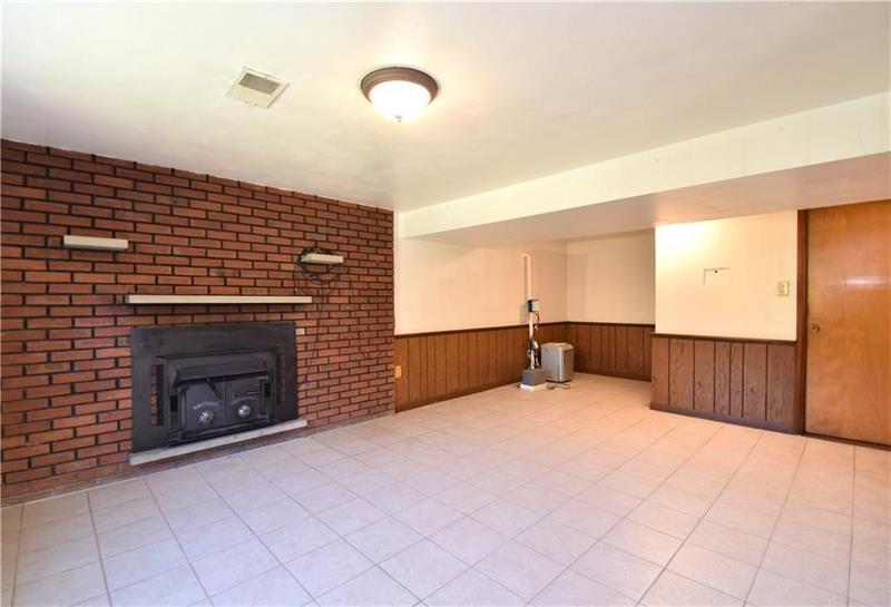 659 Boyer Road Venetia, PA 15367 - Photo 7 of 13 Gallery Image 7