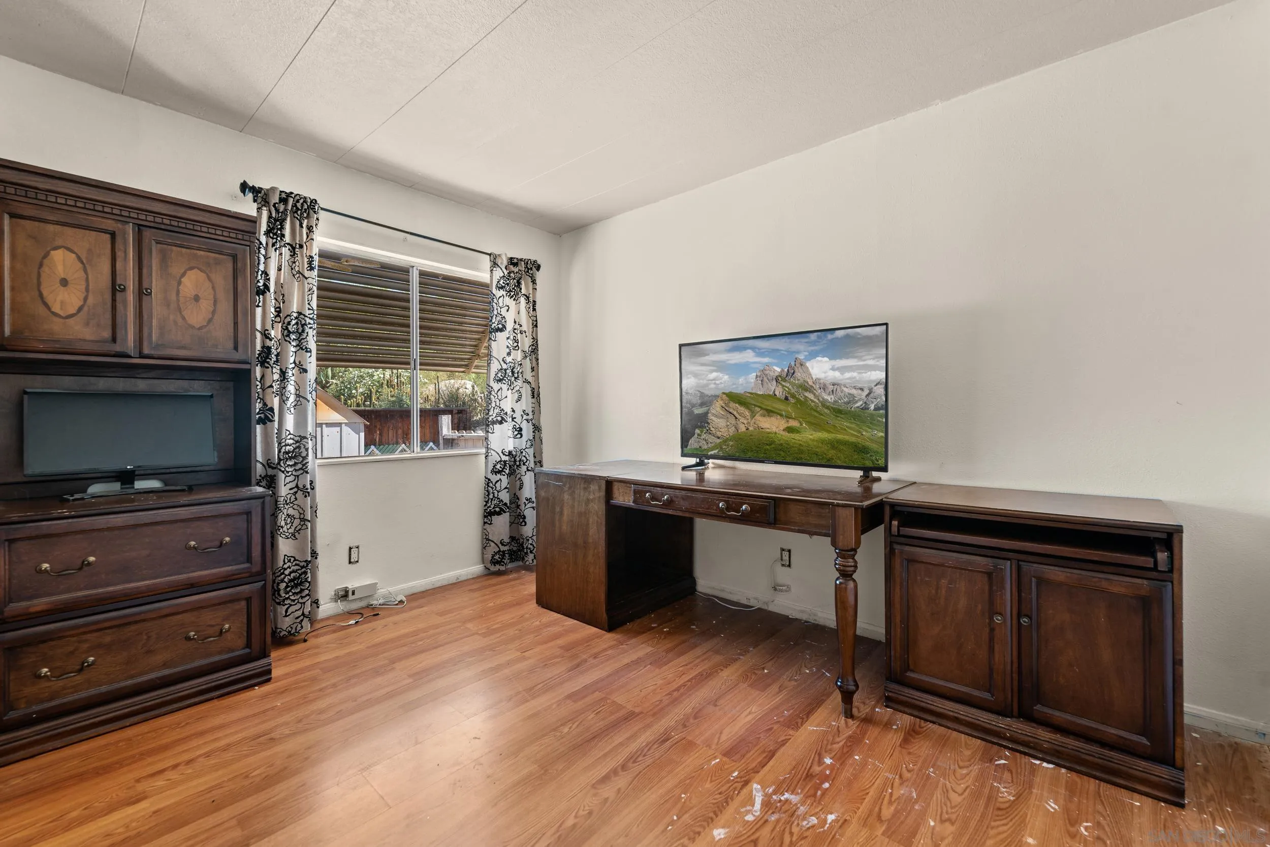 26091 San Quintin Road Menifee, CA 92584 - Photo 6 of 41