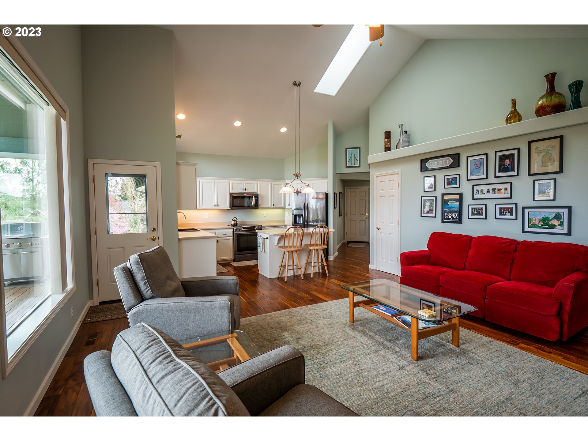 3386 Bentley Avenue Eugene, OR 97405 - Photo 6 of 32 a living room with furniture rug and window