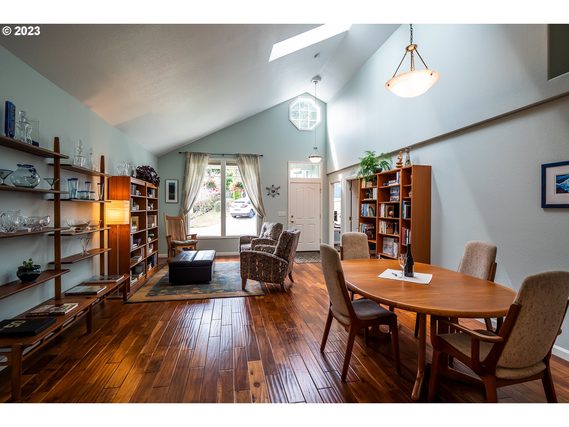 3386 Bentley Avenue Eugene, OR 97405 - Photo 10 of 32 a view of a dining room with furniture and wooden floor