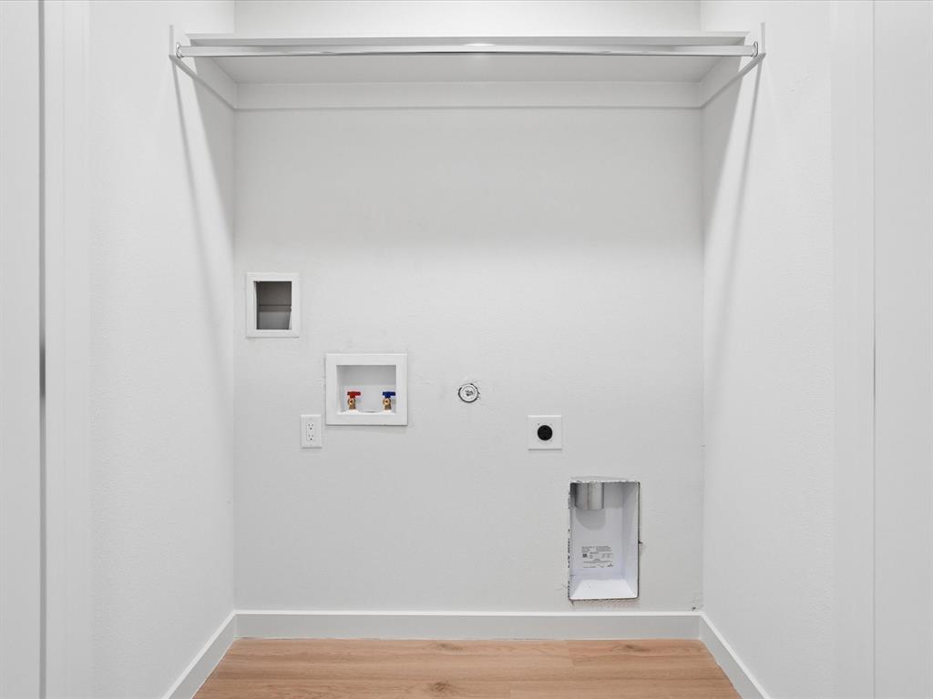 5544 Ranchero Lane Dallas, TX 75236 - Photo 15 of 21 a view of an empty room