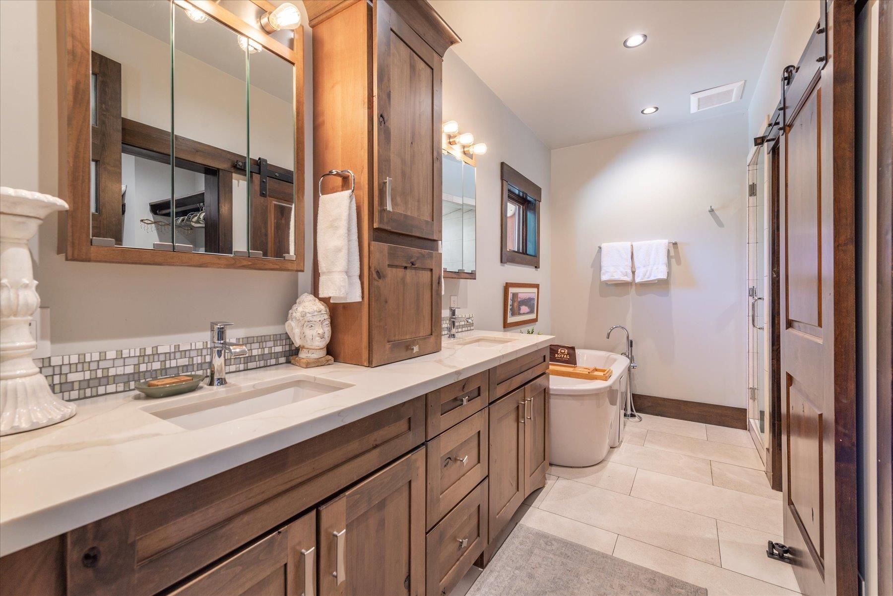 11090 Henness Road Truckee, CA 96161 - Photo 14 of 26