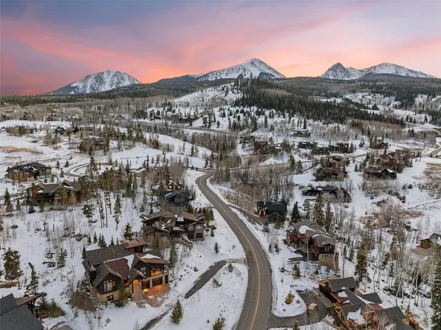 $3,199,000 | 210 Game Trail Road, Silverthorne, CO 80498
